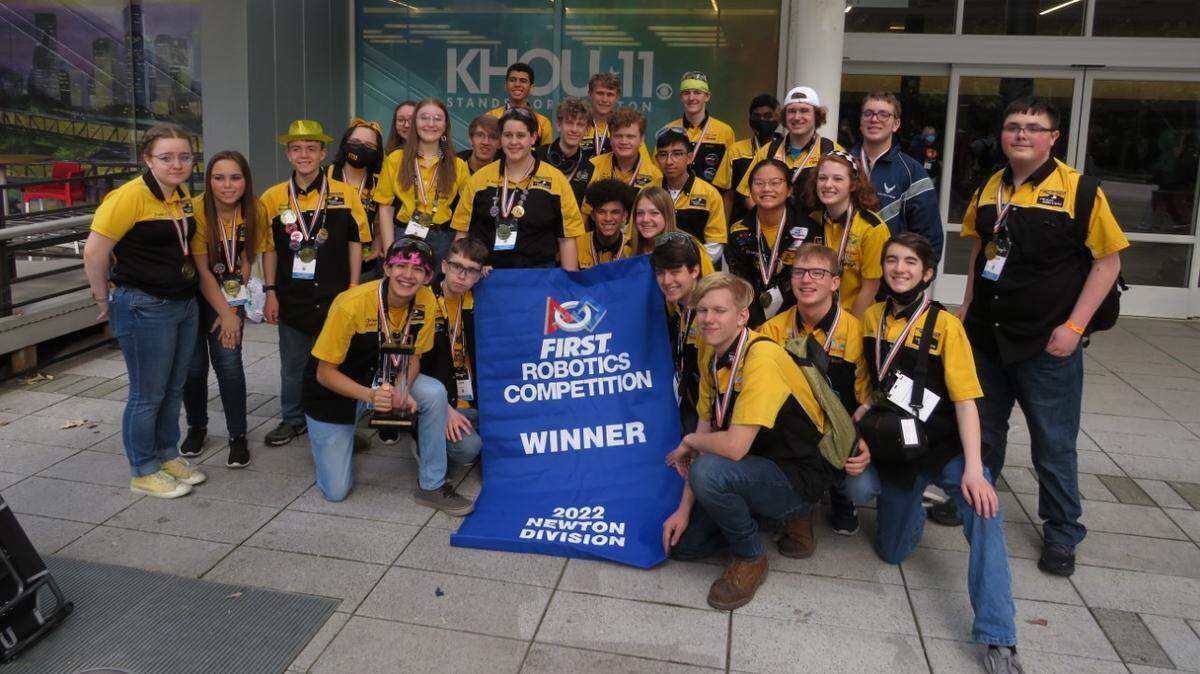 Lee’s Summit High School’s Team Driven won a division that consisted of 75 other teams. The students continued to a round-robin tournament to determine the winner of the entire competition. The team ended in third place overall.