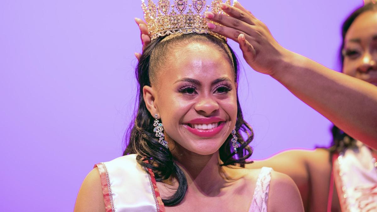 Nevaeh Harding is crowned the third annual Miss JuneteenthKC.