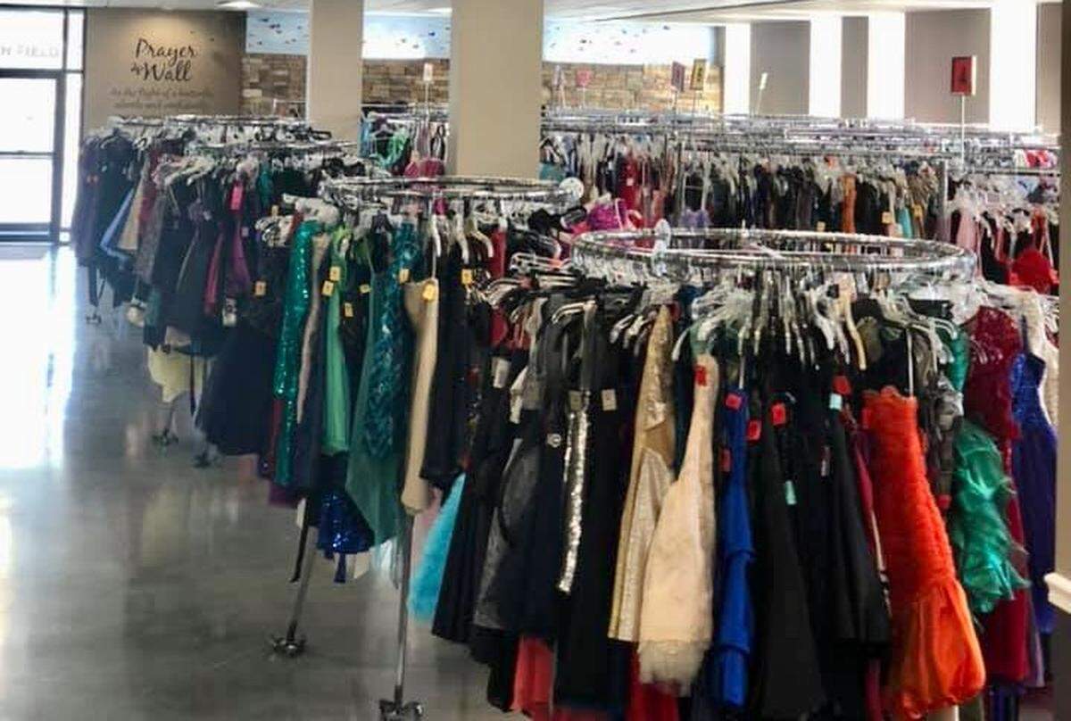 Woods Chapel Prom Boutique 2020