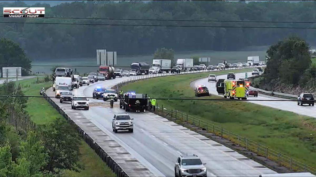A crash involving a semi-tractor trailer and two vehicles late in Tueday morning’s commute temporarily closed southbound Interstate 49 near Harrisonville, Missouri. While Cass County Sheriff’s Office investigated the crash, traffic was allowed to squeeze by on the shoulder, a Kansas City Scout traffic camera showed.