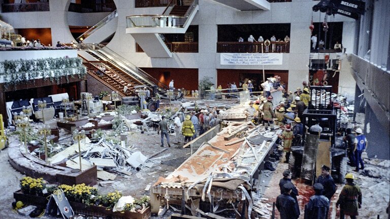 44 years ago, a moment of humanity captured in chaos of KC Hyatt skywalk collapse