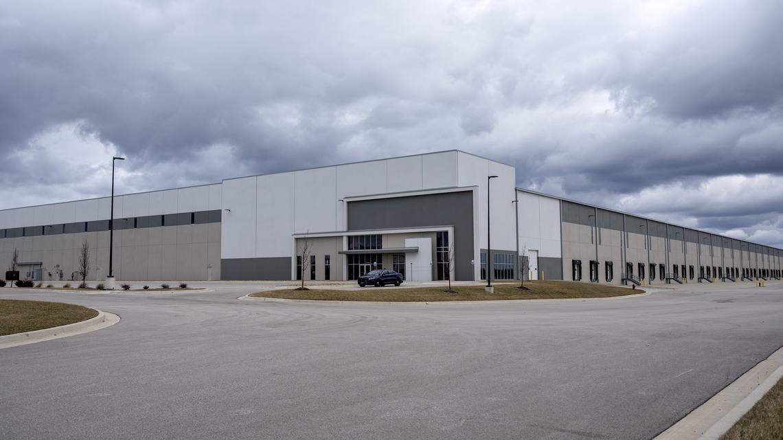 Arson probe underway after fire at KC warehouse once tied to ICE detention center