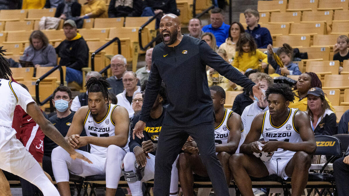 Missouri head coach Cuonzo Martin encourages his team during the first half of an NCAA college basketball game against Alabama Saturday, Jan. 8, 2022, in Columbia, Mo. Missouri won 92-86. (AP Photo/L.G. Patterson)