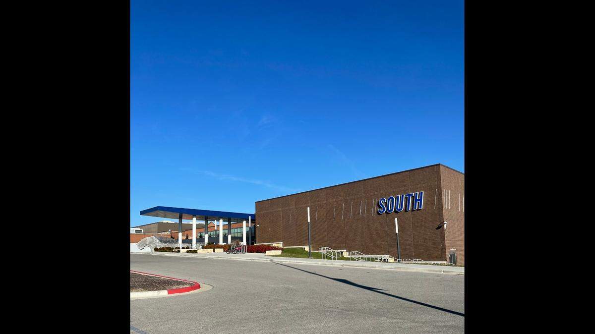 Blue Springs South High School