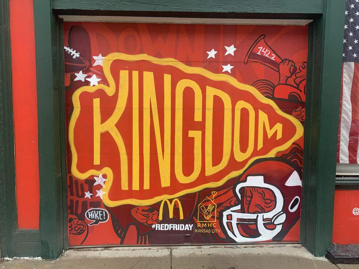 This mural is located in the River Market district near 5th and Wyandotte.