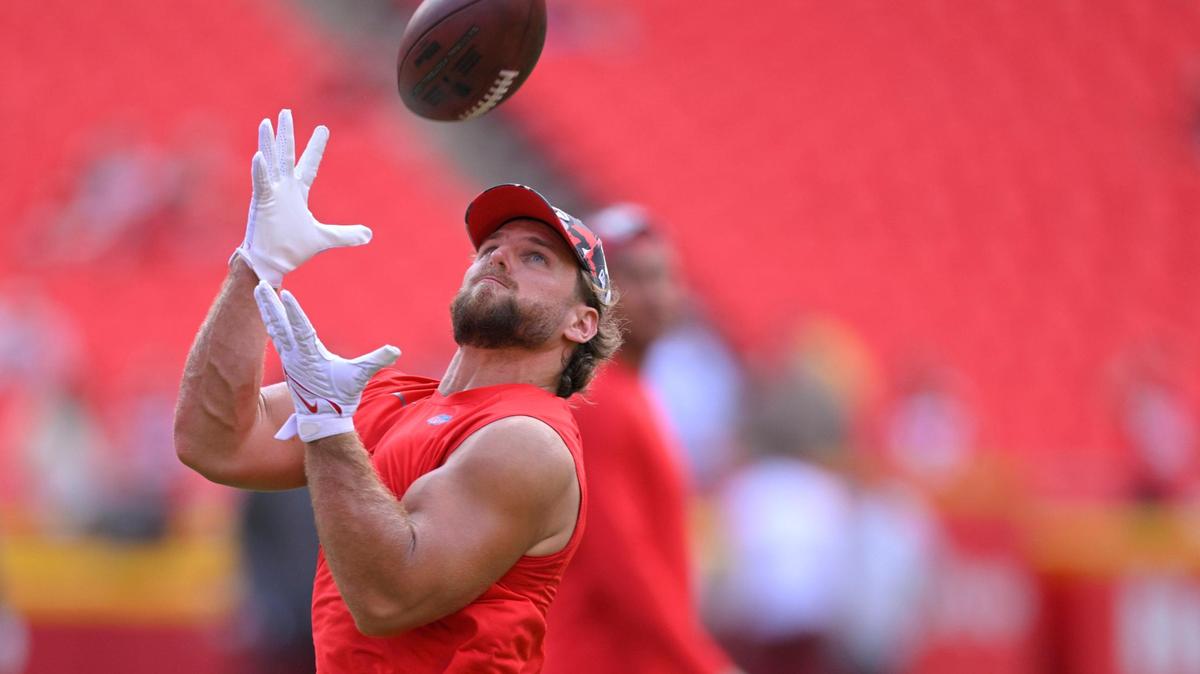 Kansas City Chiefs full back Michael Burton warned up before the start of the game against the Washington Commanders on Saturday, Aug. 20, 2022, at Arrowhead Stadium in Kansas City.