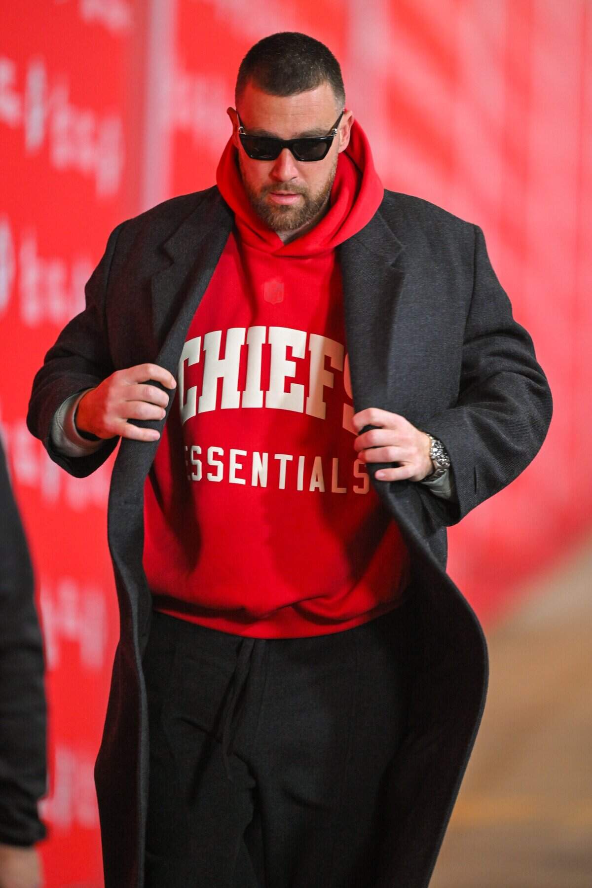Kansas City Chiefs tight end Travis Kelce enters the stadium prior to the Chiefs game vs. the Denver Broncos on Thursday, December 25, 2025, at GEHA Field at Arrowhead Stadium.