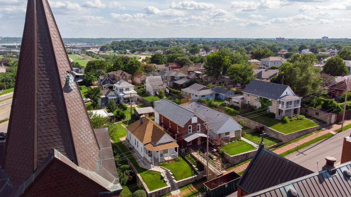 Kansas bill would let residents limit local spending. It has city officials worried