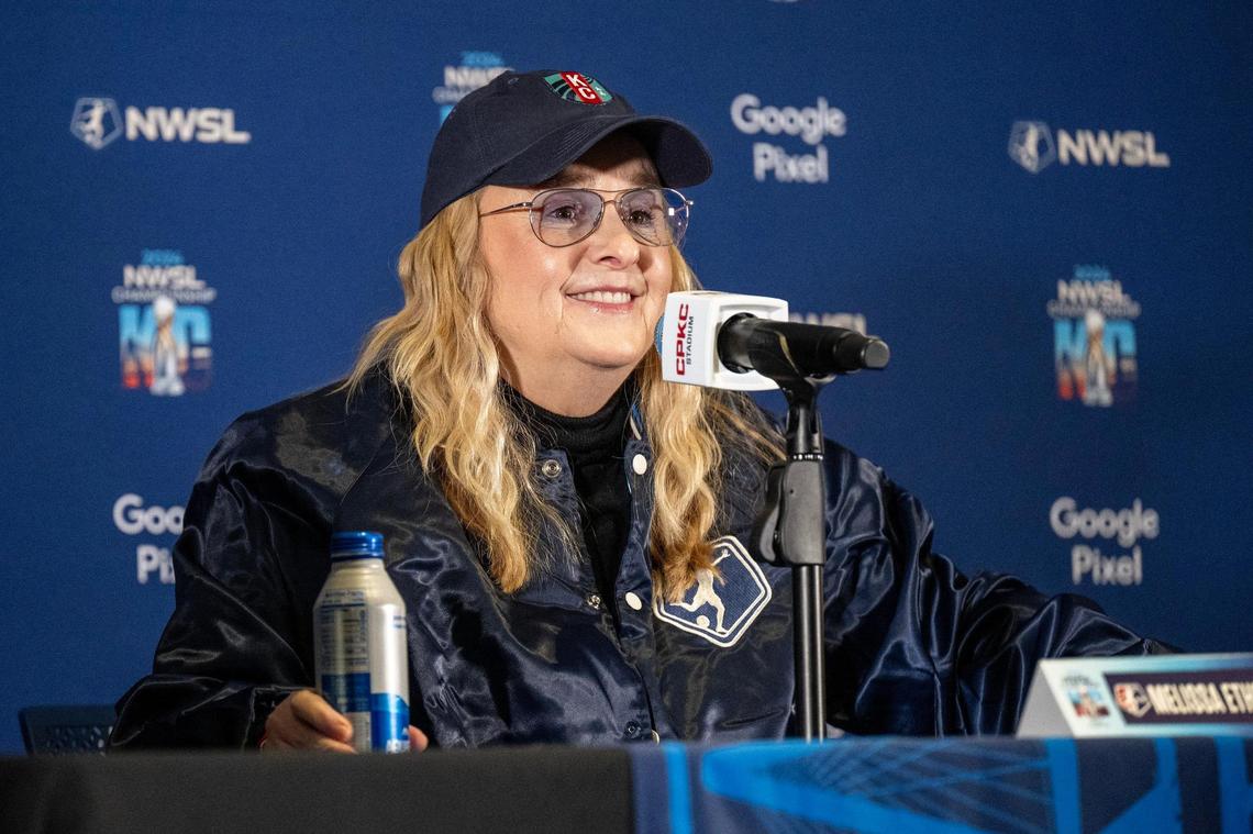 Singer Melissa Etheridge answers questions from the media during a press conference at CPKC Stadium for the NWSL Championship, Friday, Nov. 22, 2024, in Kansas City. Etheridge is scheduled to perform the national anthem at Saturday’s championship game.