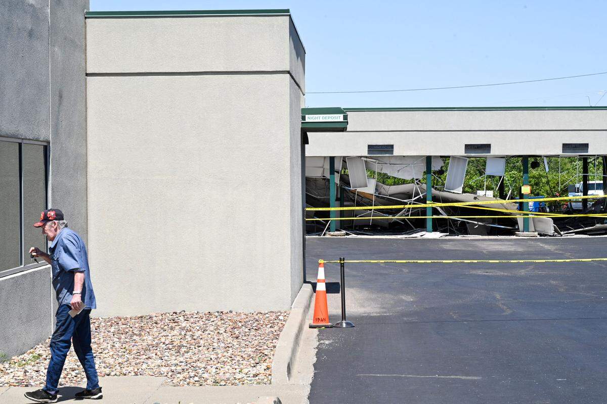 The roof of drive-thru bank lanes at Central Bank in Sugar Creek collapsed on Monday, May 4, 2026.