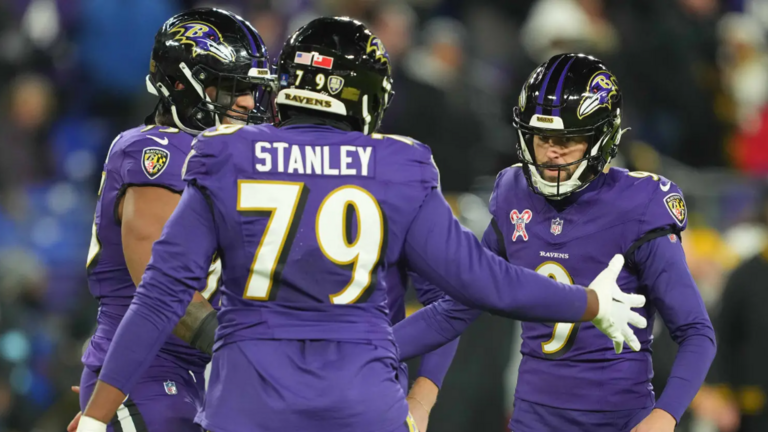 Chiefs signing embattled kicker Justin Tucker to the practice squad: Source