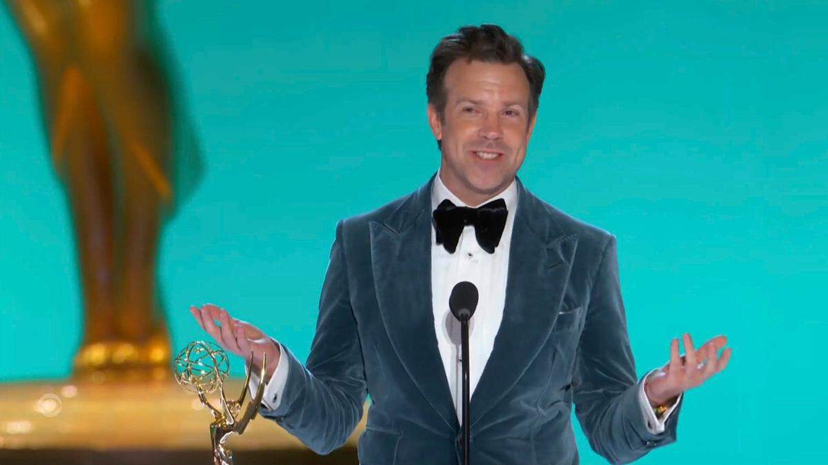 ‘It means the world to me’: Kansas City’s Jason Sudeikis, ‘Ted Lasso’ win big Emmys