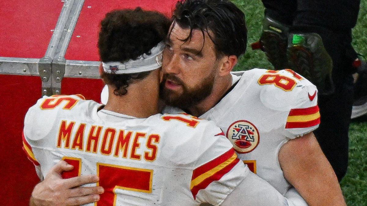 Kansas City Chiefs quarterback Patrick Mahomes (15) hugs tight end Travis Kelce (87) after the Chiefs lost to the Philadelphia Eagles 40-22 in Super Bowl LIX on Sunday, Feb. 9, 2025, in New Orleans.