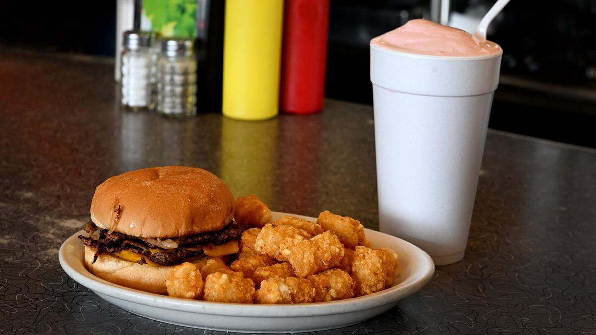 Heading to the NFL Draft? Here are 11 restaurants nearby that Kansas Citians love