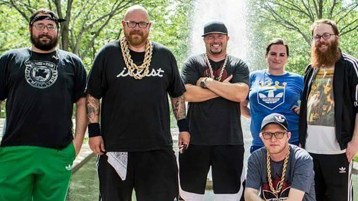 Kansas City’s Dolewite is a crowd-pleasing hip-hop cover band.