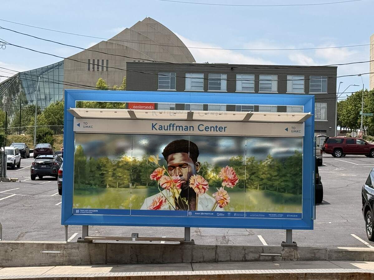 Taylar Sanders’ “A modern Belonging” can be found at the Kauffman southbound streetcar shelter.