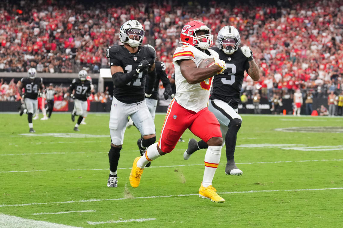 Chiefs' Ground Game Sparks Comeback Win Over Raiders in Las Vegas