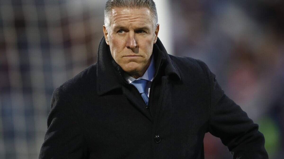 Sporting Kansas City head coach Peter Vermes in the first half of an MLS soccer match Saturday, March 24, 2018, in Commerce City, Colo. (AP Photo/David Zalubowski)