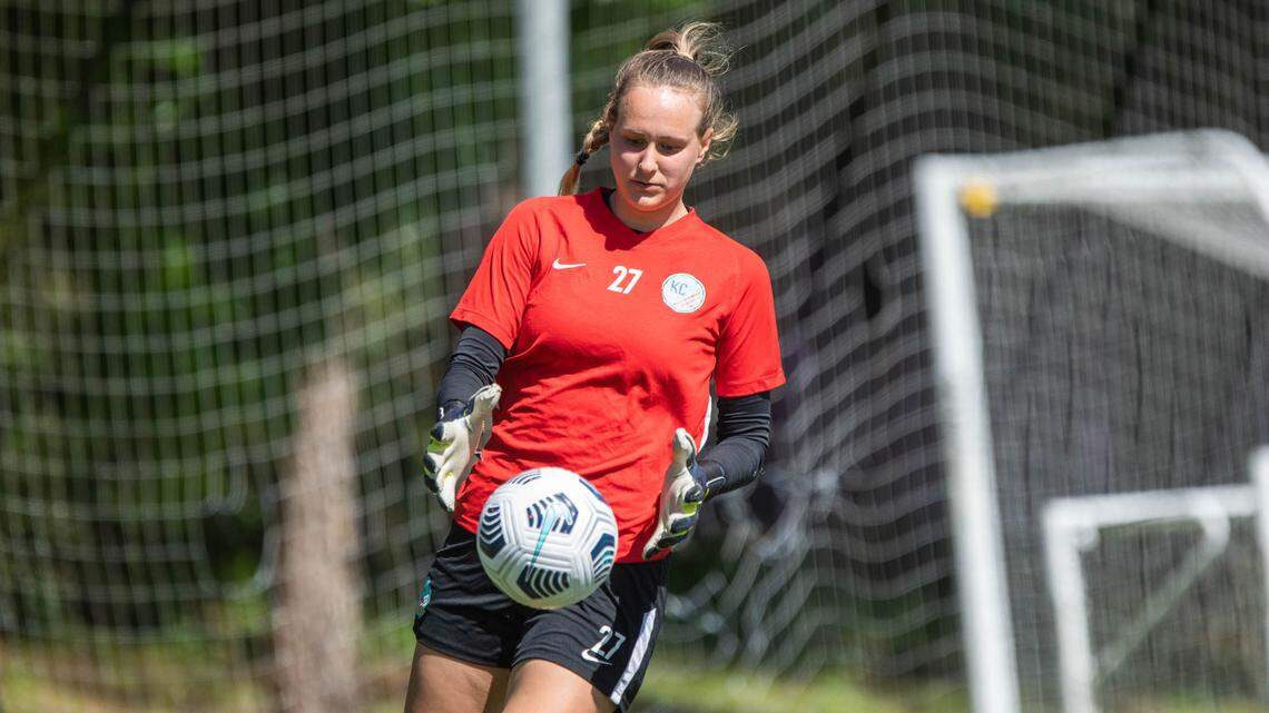 Goalkeeper Carly Nelson logged some good minutes in goal Wednesday for KC NWSL in the club’s official preseason opener at Orlando.