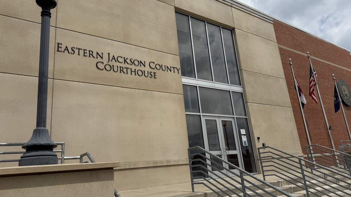 Fort Osage School District doubles down, ask judge to make Jackson County pay up