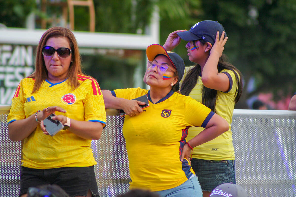 Ecuador fans watch the Ecuador vs. Curaçao game at KC Fan Fest.