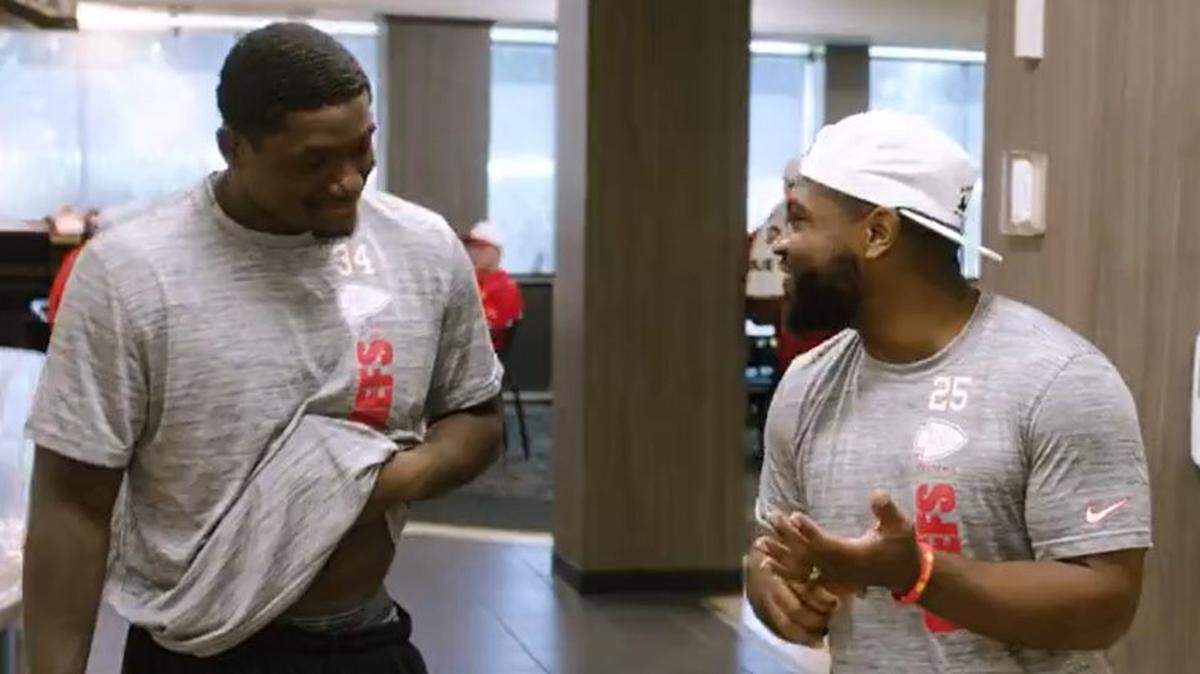 Chiefs running backs Deneric Prince and Clyde Edwards-Helaire were amazed at one magic trick.