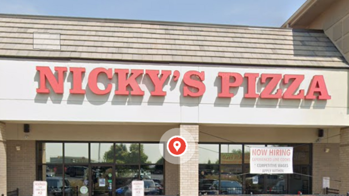 A Kansas City man has filed a lawsuit against a local pizza shop and three other men for an alleged assault that happened in January.  The lawsuit alleges the three men assaulted him and employees also allegedly allowed the men to leave the bar and restaurant before police arrived. 