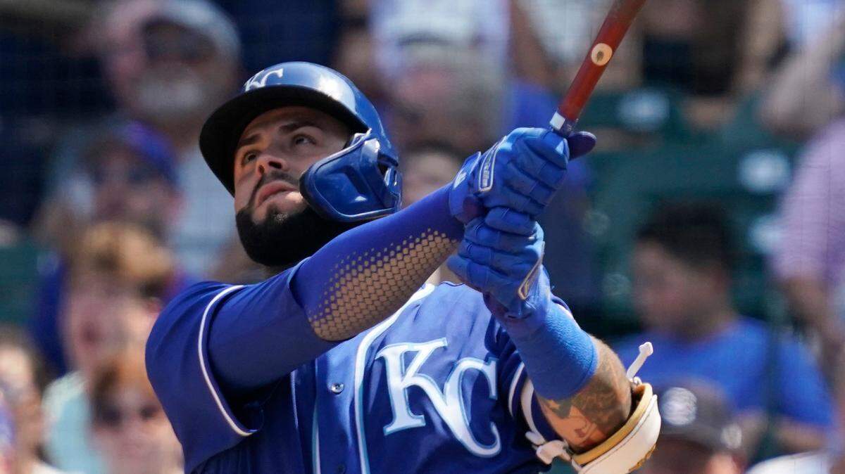 Kansas City Royals’ Emmanuel Rivera hits a solo home run in the fifth inning of a baseball game against the Chicago Cubs, Friday, Aug. 20, 2021, in Chicago. (AP Photo/Nam Y. Huh)
