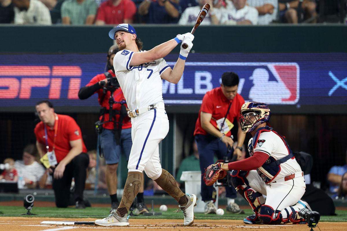 Shortstop Bobby Witt Jr. of the Kansas City Royals (7) competes during the 2024 Home Run Derby at Globe Life Field.