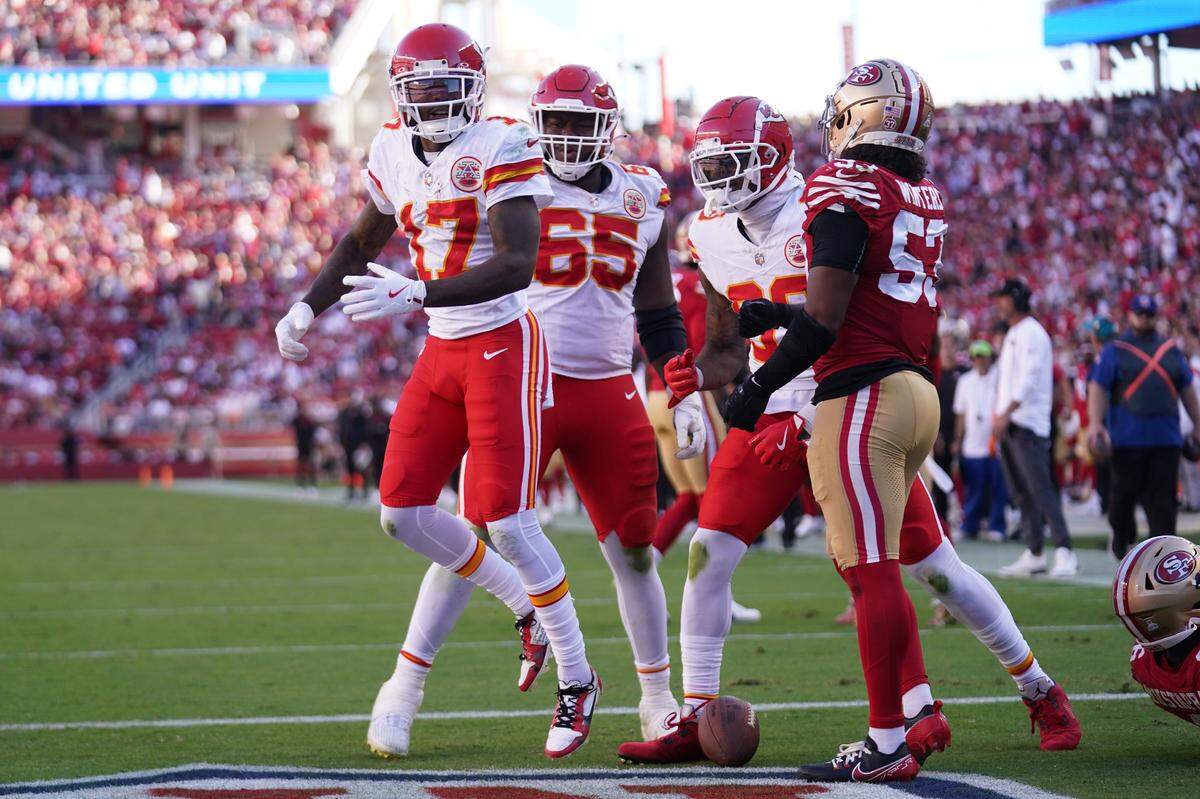 Kansas City Chiefs wide receiver Mecole Hardman (No. 17) celebrates after rushing for a touchdown against the San Francisco 49ers on Sunday at Levi’s Stadium.