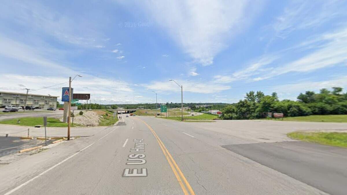 Pedestrian hit, seriously injured while crossing KC highway, police say