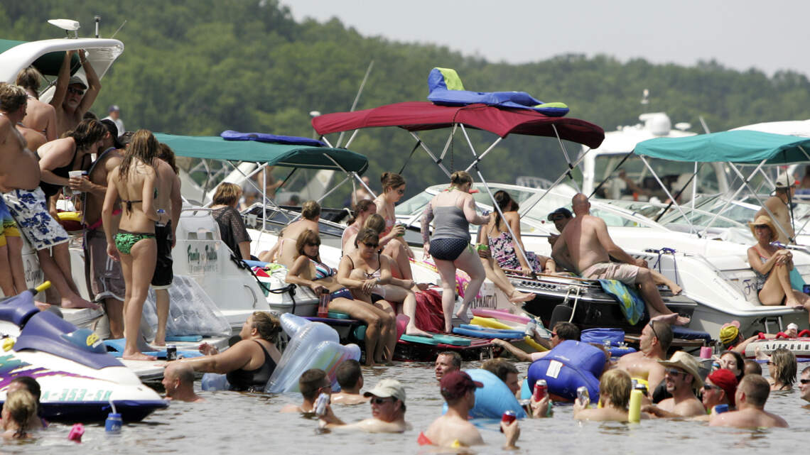 Lake of the Ozarks restaurants, hotels prepare for influx of Memorial Day visitors