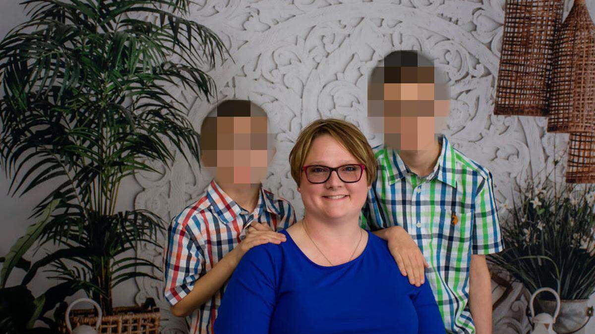 Tammarisk Thompson and her boys in April 2022