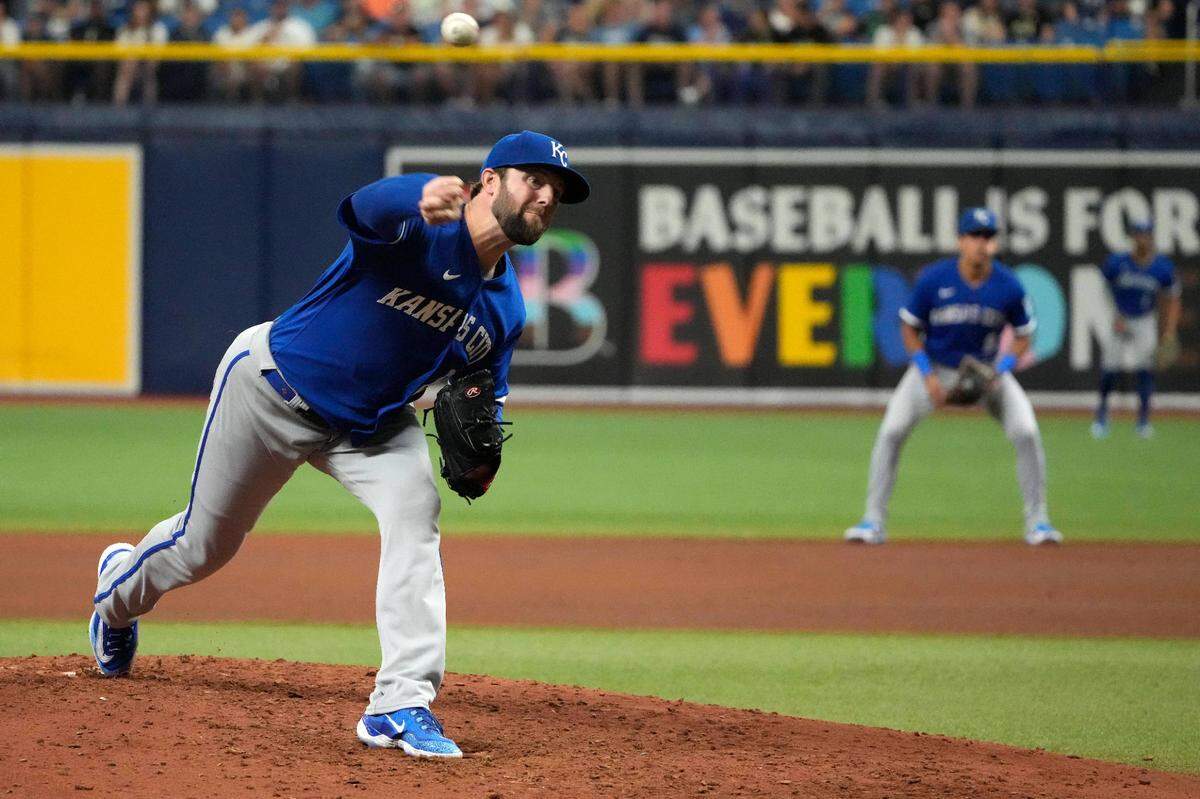 Royals pitcher Jordan Lyles earned his first win of the season on Saturday, beating the Tampa Bay Rays at Tropicana Field in St. Petersburg, Fla.