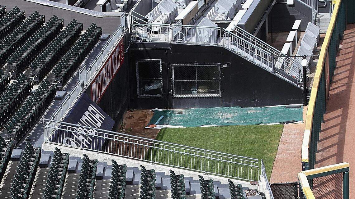 A fan fell from stands into Royals’ bullpen during Wednesday’s game at White Sox