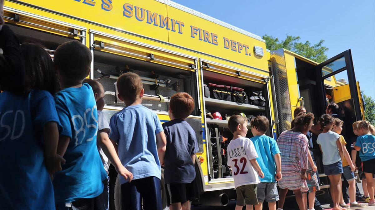 Members of the Lee’s Summit Fire Department shared fire safety information with summer school students recently at Voy Spears Jr. Elementary School. The Blue Springs district school has a Lee’s Summit address.