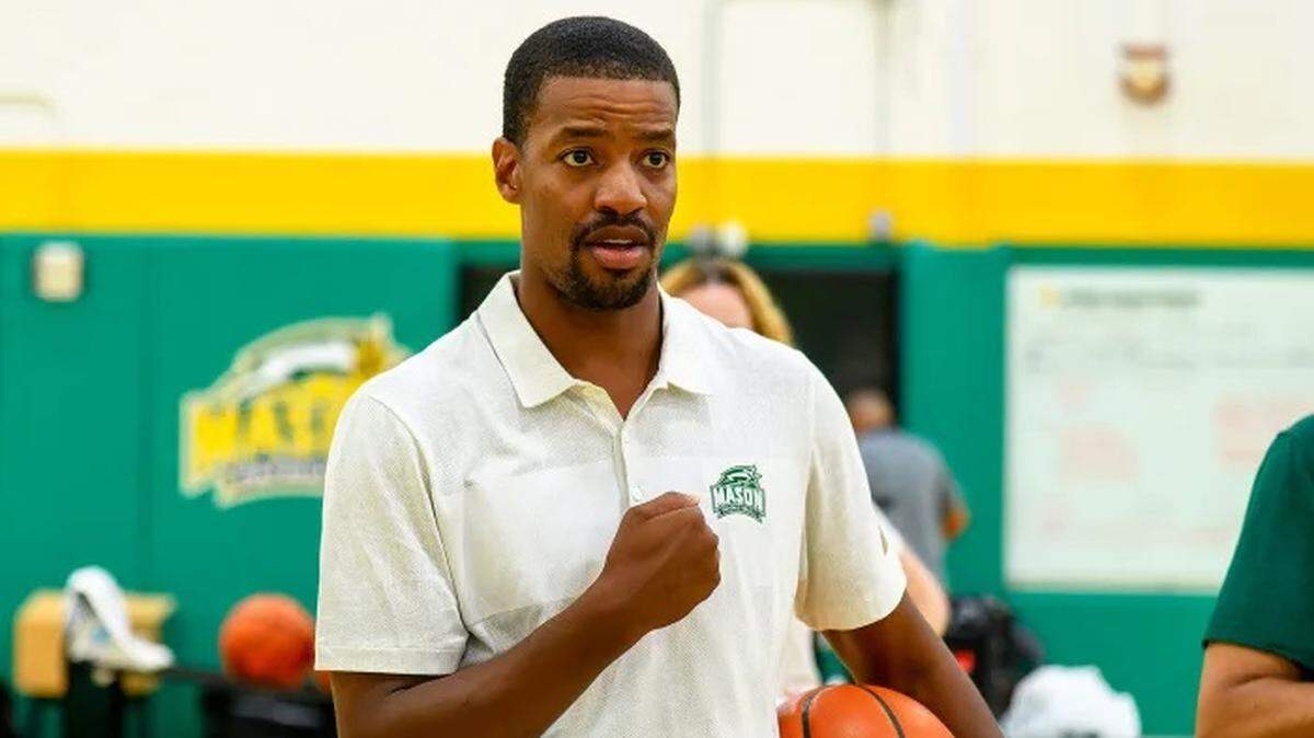 Kansas City-area basketball fans will probably remember Kim English from his playing days as a member of Frank Haith’s Mizzou Tigers basketball team. Now he’s the head coach at George Mason, which pays a visit to KU on Saturday.