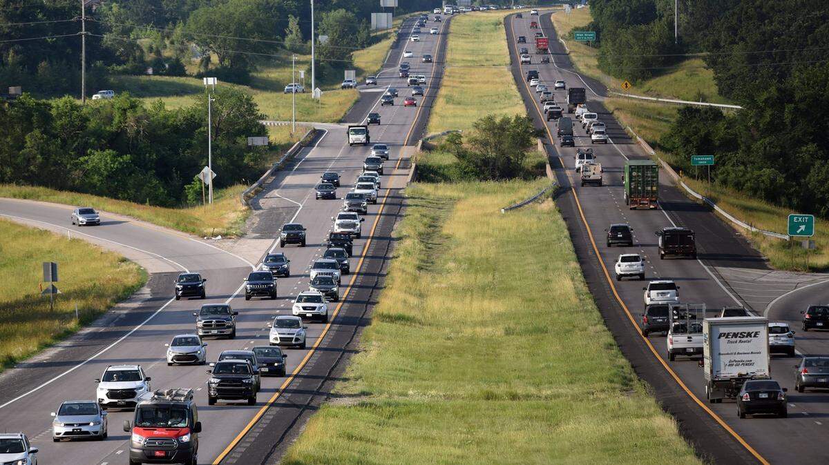 This file photo shows Highway 69 in 2021. Kansas City drivers are some of the fastest in the country, a new study says.