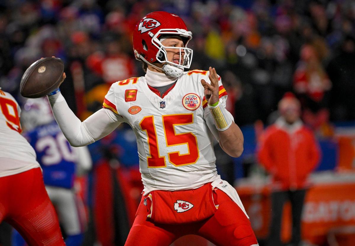 Kansas City Chiefs quarterback Patrick Mahomes (15) looks for a receiver during the second half of an AFC Divisional Round playoff game against the Buffalo Bills at Highmark Stadium on Sunday, Jan. 21, 2024, in Orchard Park, New York.