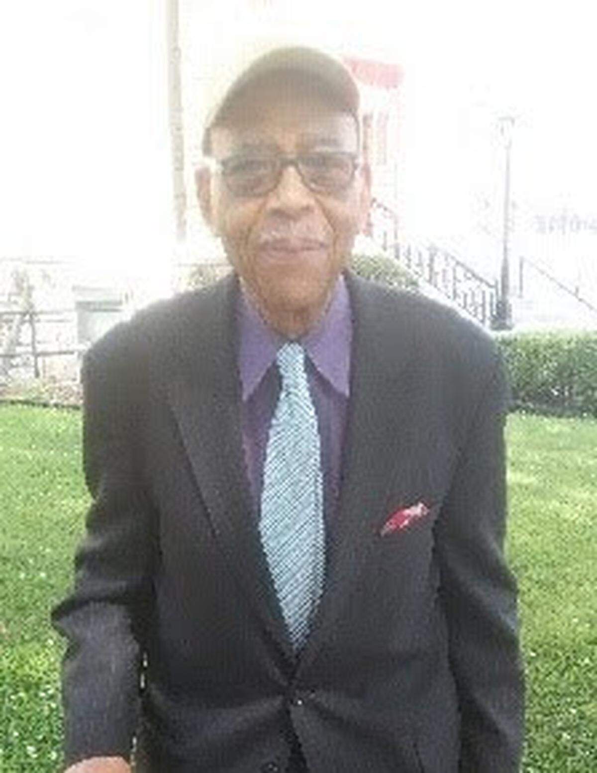 Louis Loche’,&nbsp;a U.S. Army and postal worker, died May 3. He was 97.