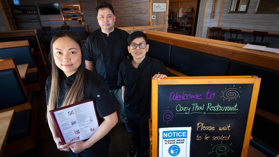 On the menu at new Kansas City Thai eatery: Bento, curry, sushi, deep-fried bananas