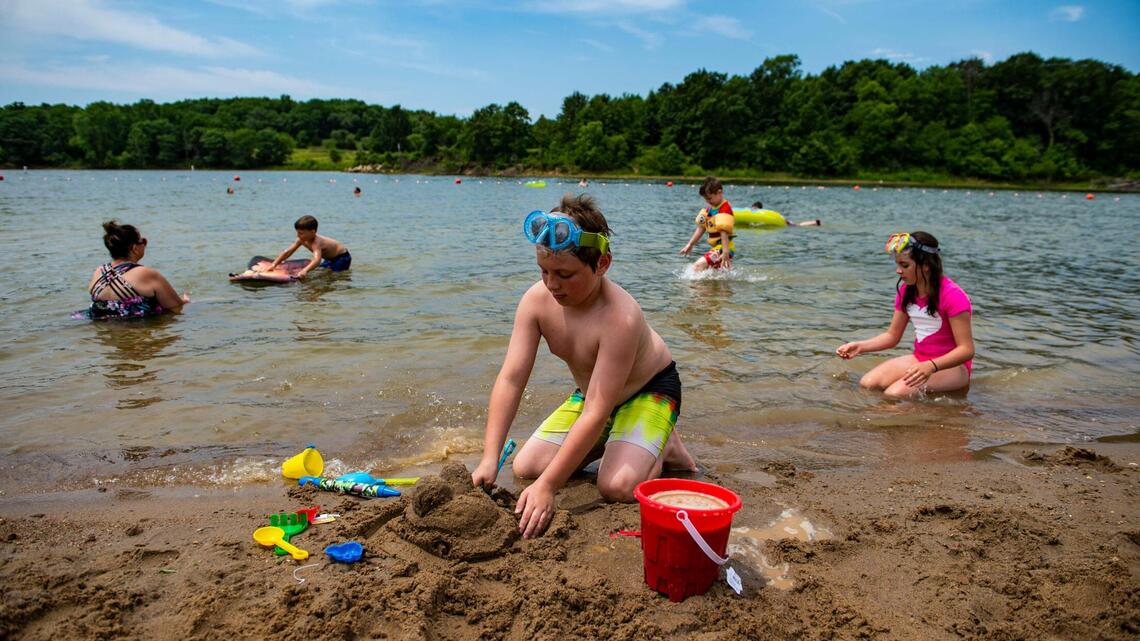 Want a beach day near Kansas City? Here are 6 lakes with swim beaches in KS and MO