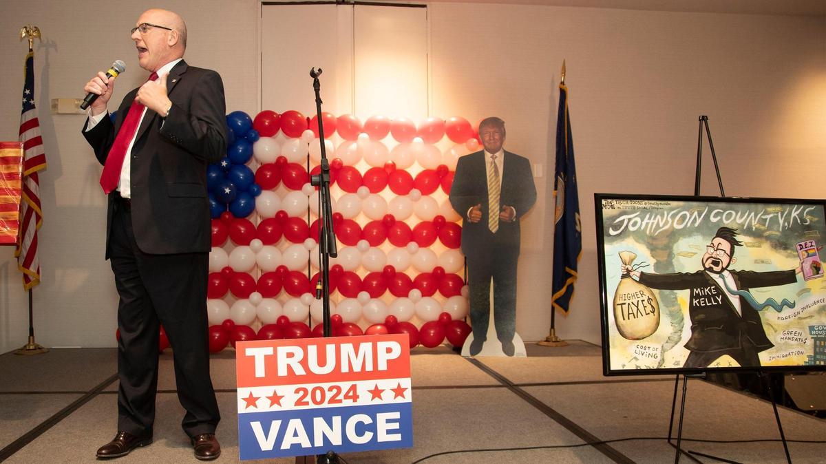 Johnson County, Kansas, District Attorney Steve Howe spoke to supporters at the .Johnson County Republican’s election night watch party at the Marriott Hotel, in Overland Park, Ks. Howe won a fifth term.
