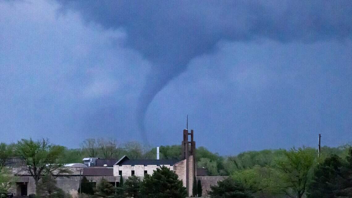 Does the ‘Tonganoxie Split’ protect Kansas City from tornadoes? We asked the experts