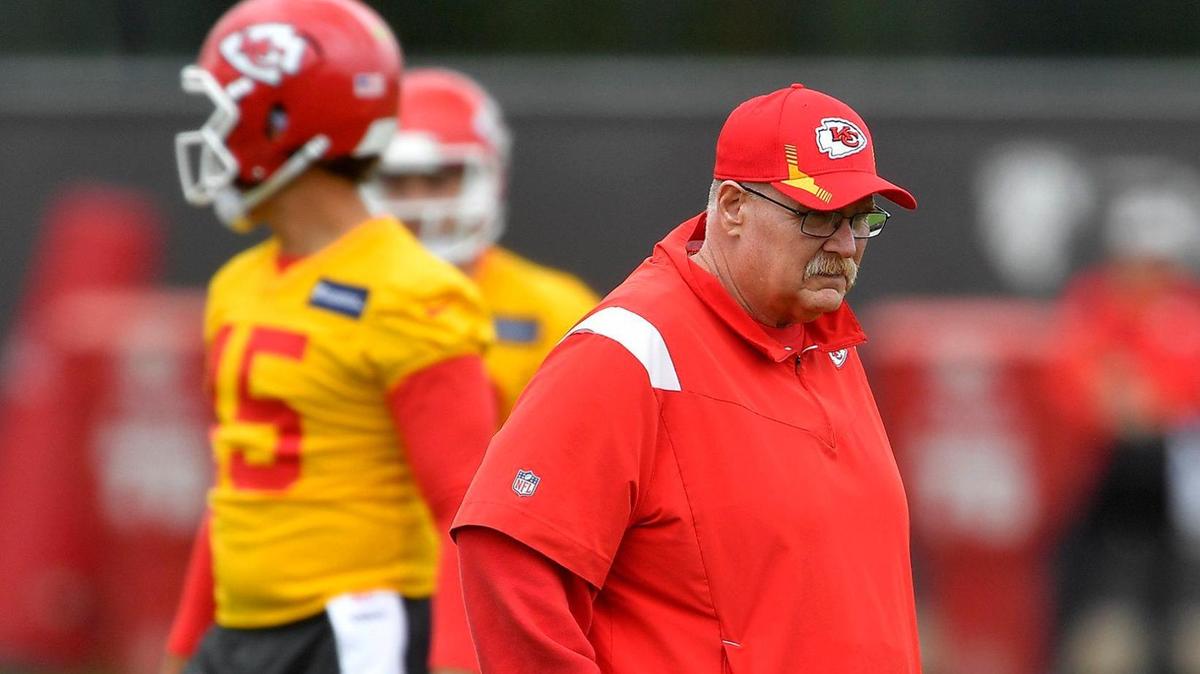 Chiefs head coach Andy Reid watches drills during practice at the Chiefs’ practice facility.