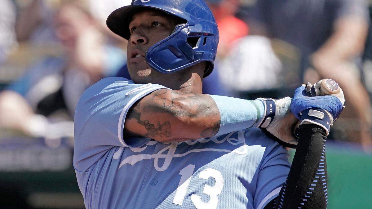 Kansas City Royals’ Salvador Perez hits an RBI double during the first inning of a baseball game against the Baltimore Orioles Saturday, June 11, 2022, in Kansas City, Mo. (AP Photo/Charlie Riedel)