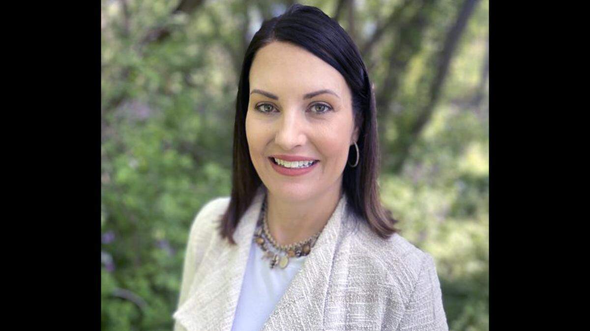 Lori Curtis Luther, the city manager for Beloit, Wisconsin, was hired Monday as Overland Park’s new city manager.