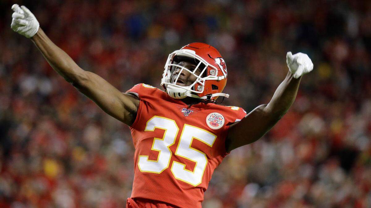 Kansas City Chiefs cornerback Charvarius Ward fires up the crowd during the second half of an NFL football game against the Green Bay Packers Sunday, Oct. 27, 2019, in Kansas City, Mo. (AP Photo/Charlie Riedel)