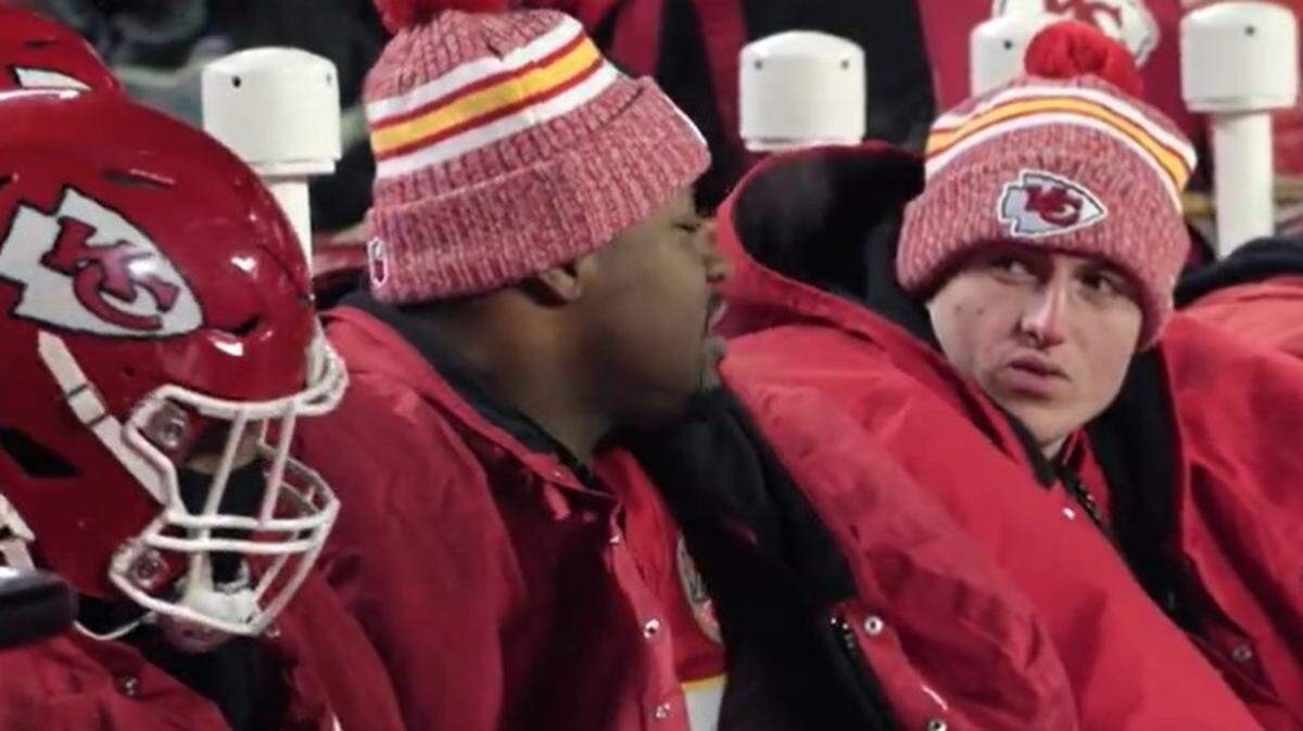 Chris Jones did an impression on the Chiefs bench Saturday.