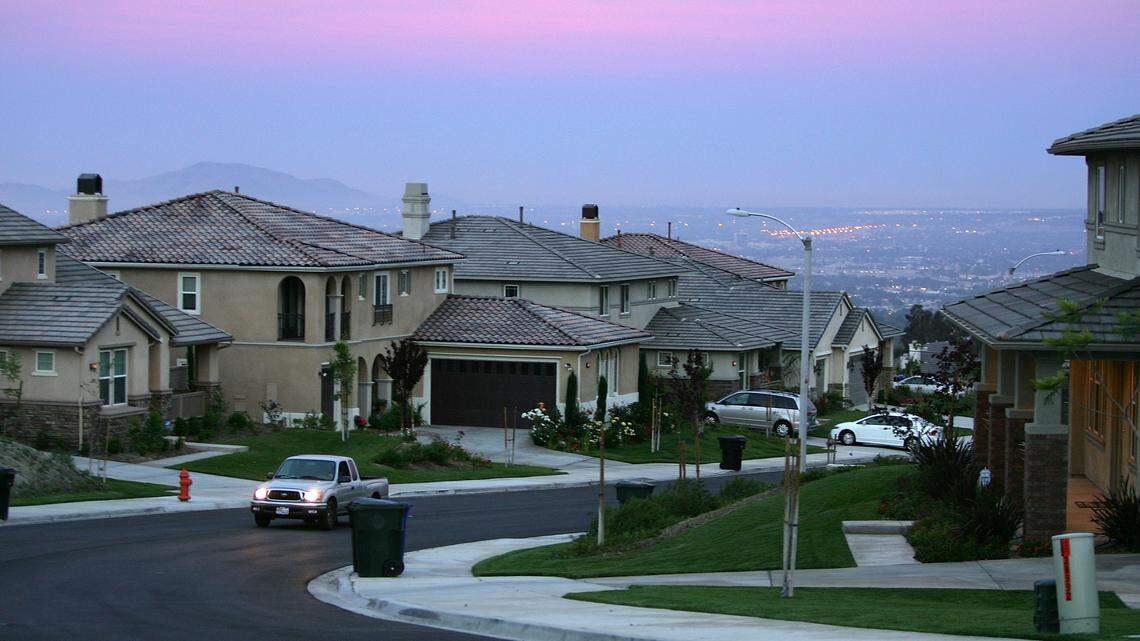 Boost Your Home’s Value With These Low-Cost Curb Appeal Fixes That Instantly Improve First Impressions